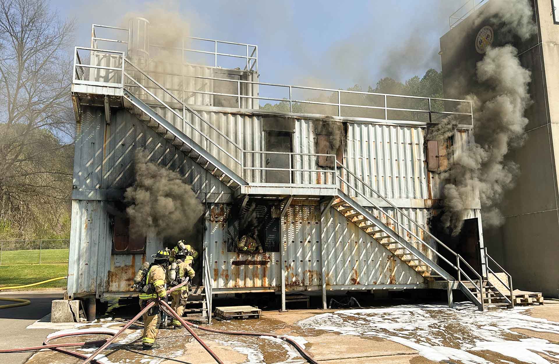 Foam stopping fires