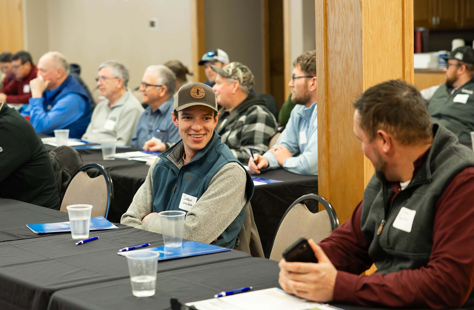 Farmers meeting in Iowa to discuss soybean research